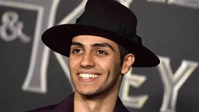 أخبار الفن اليوم: مينا مسعود يحتفل بزفافه على الهندية إميلي شاه.. أشرف زكي يهدد بملاحقة من يستغلون اسم مسلسل 