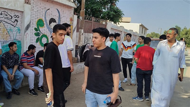 طلاب الثانوية العامة