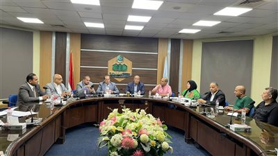 جمعية مستثمري العاشر من رمضان تبحث تحديات إسكان العاملين بالمدينة