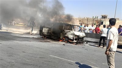 تصادم 3 سيارات واشتعال النيران بالميكروباص، تفاصيل حادث دامي أعلى محور 26 يوليو