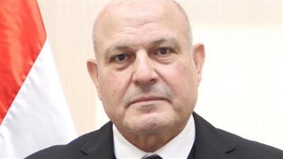 رئيس النيابة الإدارية يهنئ الرئيس الجديد للهيئة 