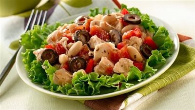 طريقة عمل سلطة التونة بمكونات بسيطة