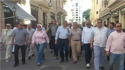 جولة برلمانية لتفقد مشروع ترميم واجهات عمارات الكورنيش بالإسكندرية 
