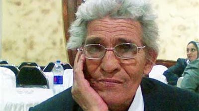 محمد عفيفي مطر.. شاعر الحرث والزروع.. عارض الرئيس السادات.. نشرت معظم دواوينه الأولى خارج مصر.. 