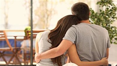 تفسير حلم حضن الميت في المنام وعلاقته بطول العمر 