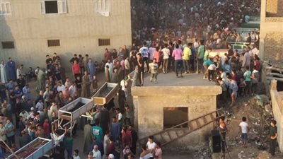 الدنيا ليست لنا، مصرع 19 فتاة بالطريق الإقليمي يثير غضب المصريين، والنشطاء: مشفناش بتوع اللقطة 