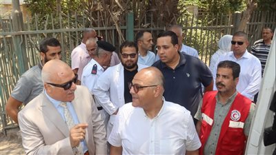 محافظ القليوبية يتفقد مركز الدم المتنقل بشارع 15 مايو بشرق شبرا الخيمة