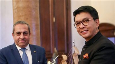 رئيس مدغشقر يستقبل خالد عباس للاستفادة من التجربة المصرية بالعاصمة الإدارية 