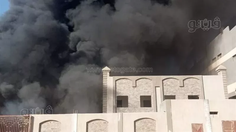 حريق مصنع أحبار ببدر،