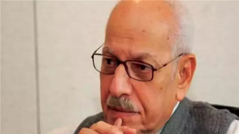 الدكتور أحمد كمال