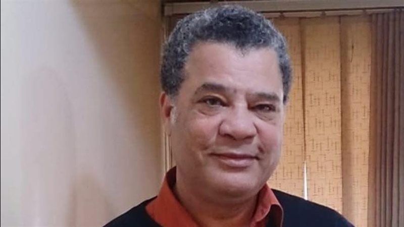 الشاعر علي عطا 