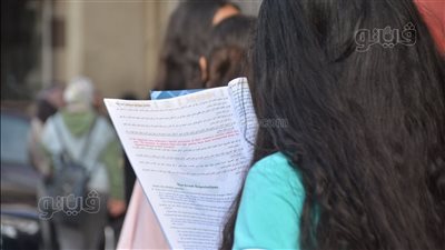 طلاب الثانوية العامة يؤدون اليوم امتحان مادتي الكيمياء والجغرافيا