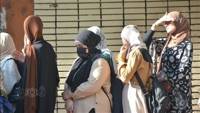 بدء دخول طلاب الثانوية العامة 2025 لجان امتحان اللغة الأجنبية الأولى (فيديو وصور)