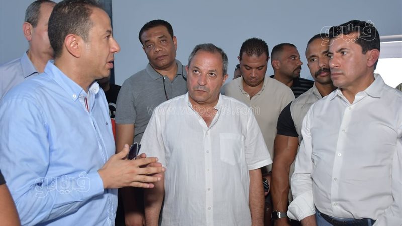 محافظ بورسعيد ووزير