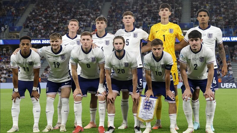 منتخب إنجلترا، فيتو