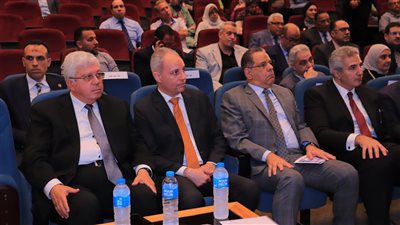 وزير التعليم العالي يفتتح فعاليات المؤتمر العلمي السنوي لكلية الهندسة بجامعة عين شمس
