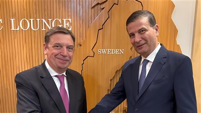 وزير الزراعة يبحث مع نظيره الإسباني تعزيز التعاون المشترك