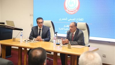 وزيرا الصحة والخارجية يجتمعان مع السفراء المرشحين لتمثيل مصر بعدد من الدول