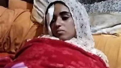 بعد تدهور حالتها الصحية، نقل الناجية الوحيدة من حادث المنوفية الكارثي للمستشفى (صور)