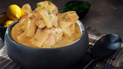 طريقة عمل الكوارع بمذاق لا يقاوم وأحلى من الجاهزة 