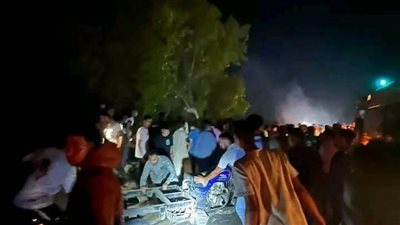 إصابة 7 أشخاص في انقلاب تروسيكل على طريق 