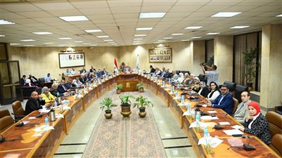 جامعة أسيوط تشترط موافقة المجلس على تنظيم حفلات التخرج 