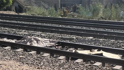 مصرع شخص صدمه قطار أثناء عبوره شريط السكة الحديد بالقليوبية