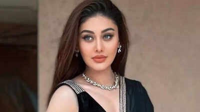 سبب وفاة الممثلة الهندية شيفالي جاريوالا نجمة 