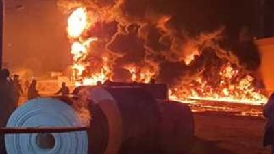 حريق هائل في مصنع بلاستيك بأكتوبر ووقوع إصابات