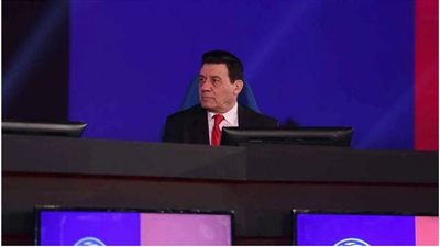 رئيس الأهلي VS الإعلامي.. محمود الخطيب في مرمى هجوم مدحت شلبي (إنفوجراف)