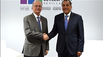 رئيس الوزراء يستفسر من نظيره الفلسطيني عن طبيعة الأوضاع في الضفة الغربية 