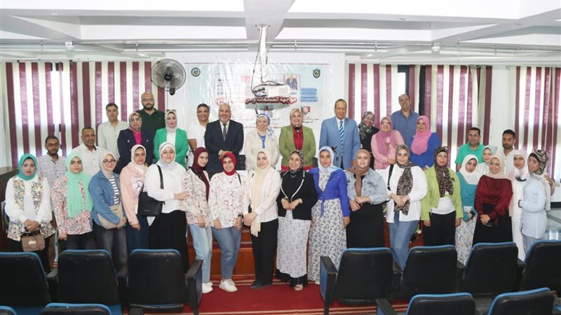 ندوة توعوية بجامعة