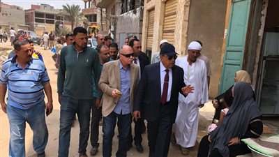 محافظ الدقهلية يتفقد قرية زيان ويوجه بحملة نظافة فورية (صور) 