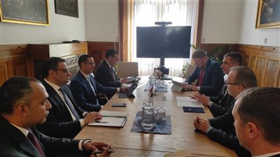 وزير الاستثمار يستعرض الإصلاحات المالية والضريبية لتسهيل مناخ الأعمال أمام القطاع الخاص