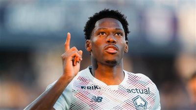 جوناثان ديفيد يصل مدينة تورينو استعدادا للتوقيع لليوفنتوس (فيديو)