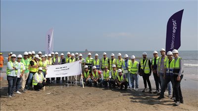 المصرية للاتصالات تنتهي من عمليات الإنزال ومسارات العبور الخاصة بالكابل البحري SEA-ME-WE-6 في مصر