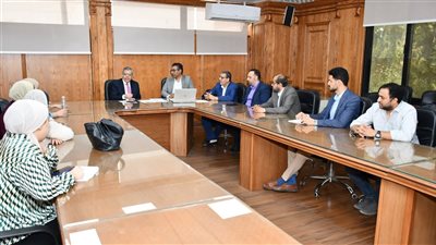 جامعة القناة تكثف استعداداتها لعقد المؤتمر السنوي للدراسات العليا والبحوث (صور) 