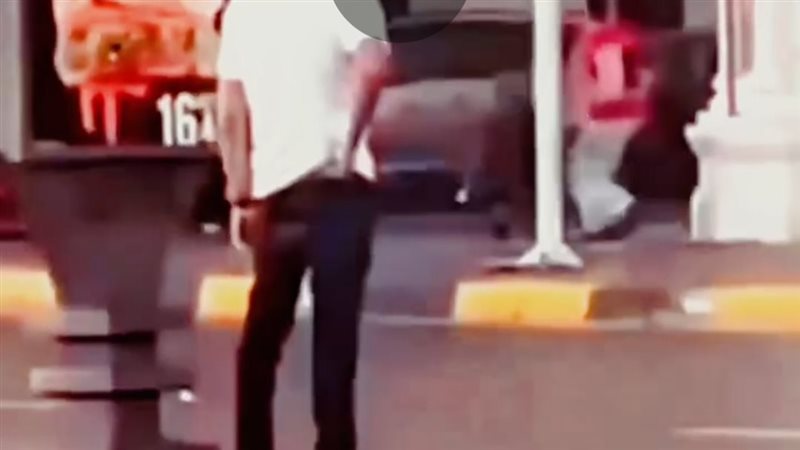 لحظة التعدي على فتاة