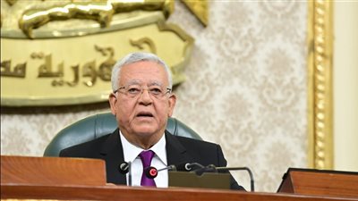 رئيس النواب يحرج الحكومة بسبب تأخر تقديم تعديل قانون التعليم، والوزير: 