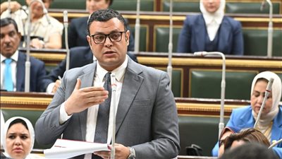 وزير الإسكان يعتذر لمواطني الجيزة ويكشف سبب انقطاع المياه في مناطق متعددة 