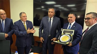 (CIB) يتسلم تكريمًا من اتحاد بنوك مصر تقديرًا لدور قطاعه القانوني في دعم قضايا القطاع المصرفي