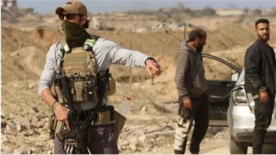 أسوشيتد برس: حراس مراكز المساعدات في غزة يطلقون الذخائر الحية على الفلسطينيين