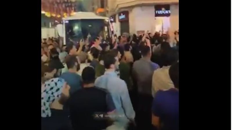 تظاهر المئات في أسطنبول