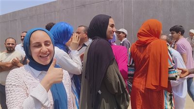 ارتياح بين طلاب الثانوية العامة بالدقهلية بعد أداء امتحاني الكيمياء والجغرافيا (فيديو وصور)