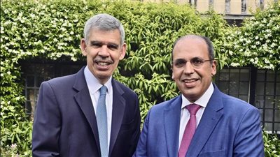 رئيس الجامعة البريطانية يلتقي محمد العريان خلال زيارته للمملكة المتحدة