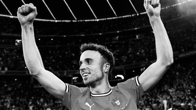 ريال مدريد يقف دقيقة حداد في مرانه على روح جوتا 