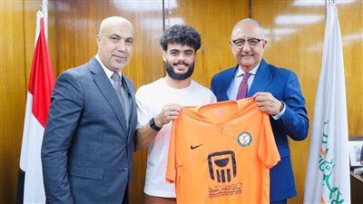 البنك الأهلي يعلن ضم مصطفى دويدار ويسري وحيد 3 مواسم