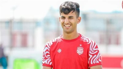 صورة ورسالة مبطنة، الإفريقي التونسي يصدم الأهلي بشأن مدافعه علي يوسف 