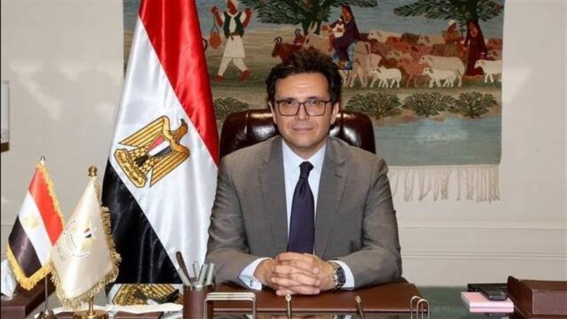 الدكتور أحمد هنو