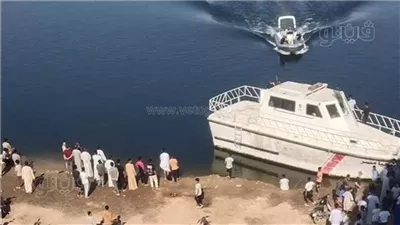 فيلم درامي، تفاصيل مثيرة في سقوط سيارة نقل من معدية ببورسعيد ومصرع شخص وإصابة آخر